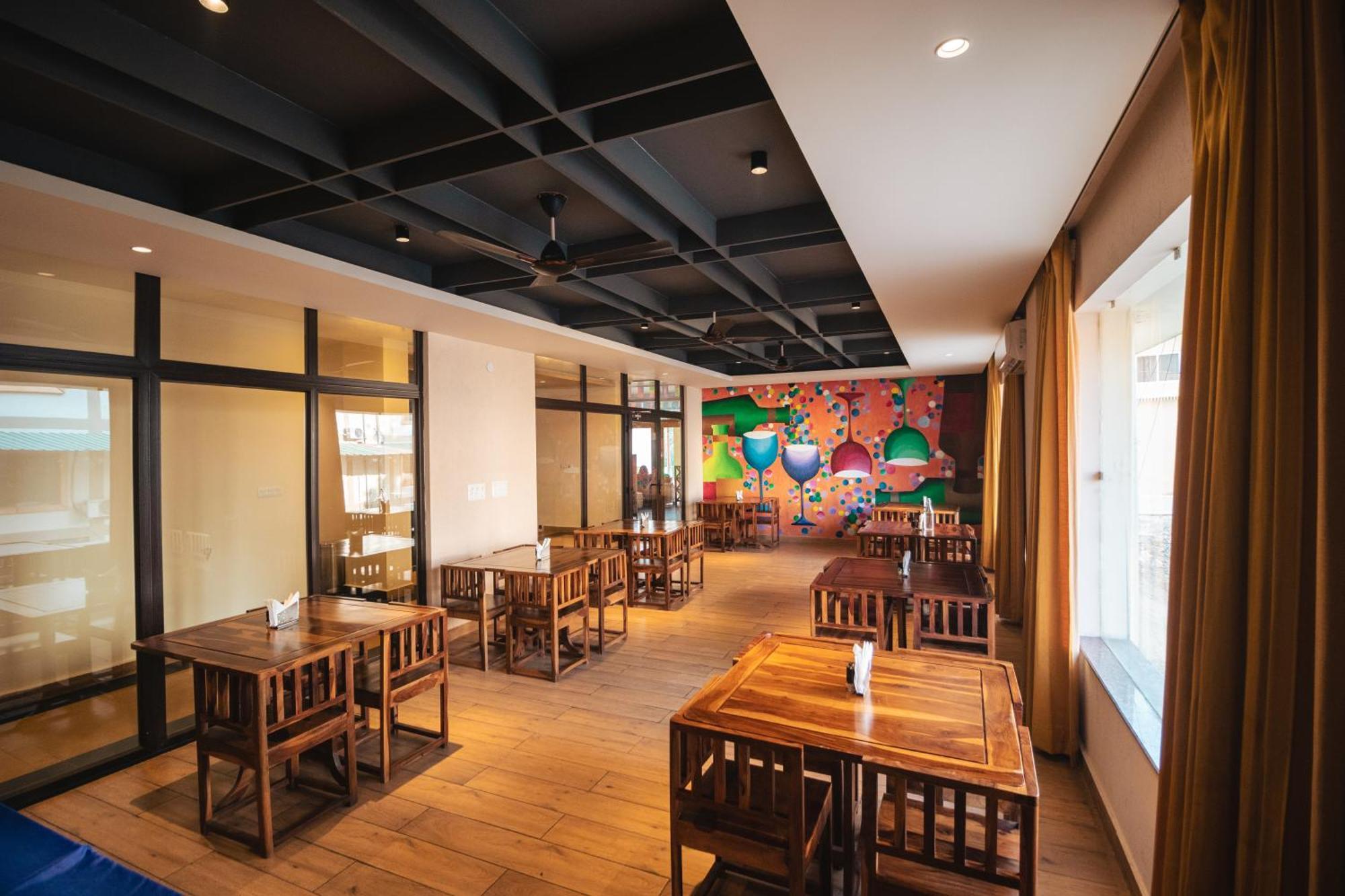 Hotel Aqua Vibes Rishīkesh 外观 照片