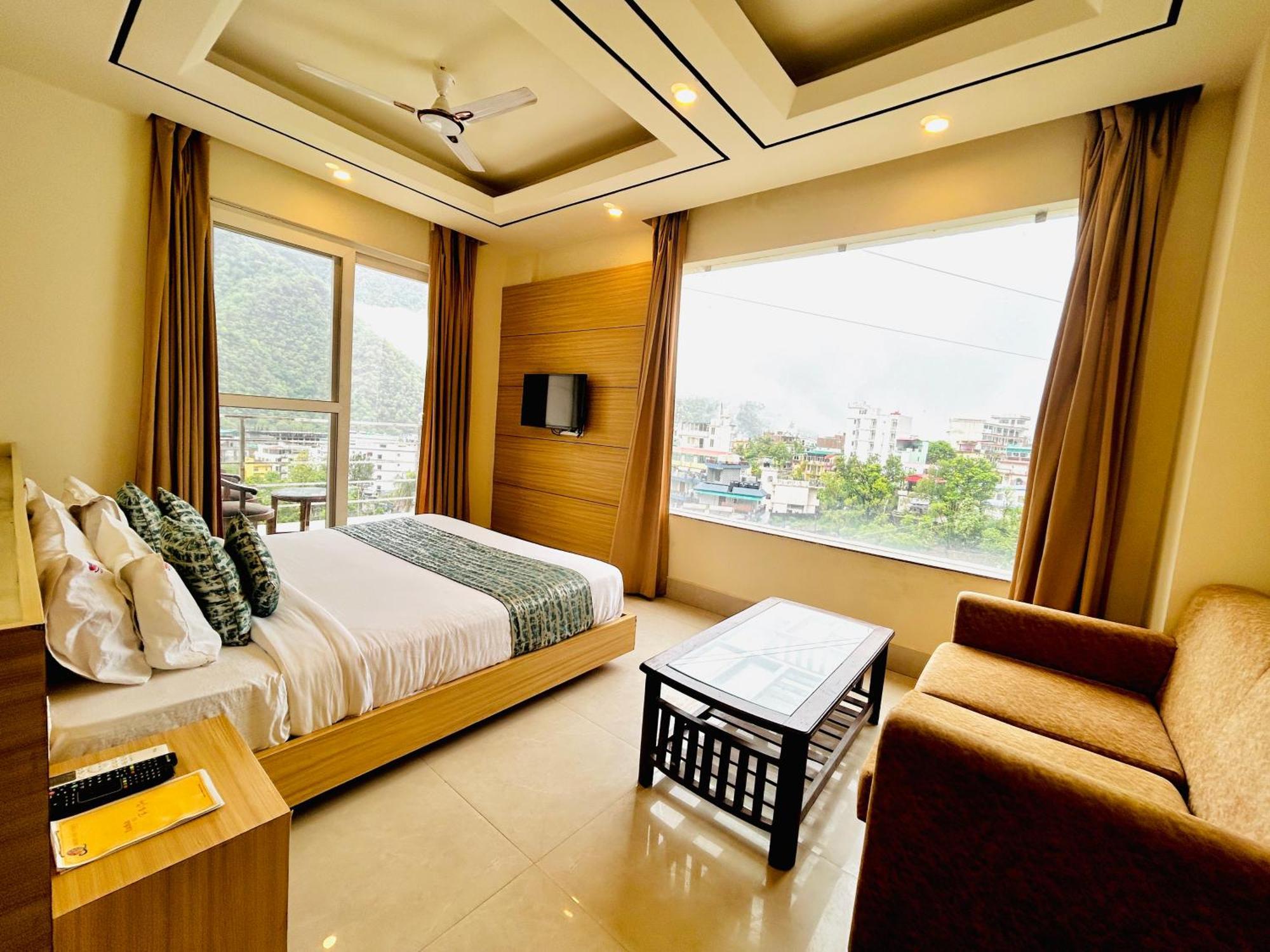Hotel Aqua Vibes Rishīkesh 外观 照片