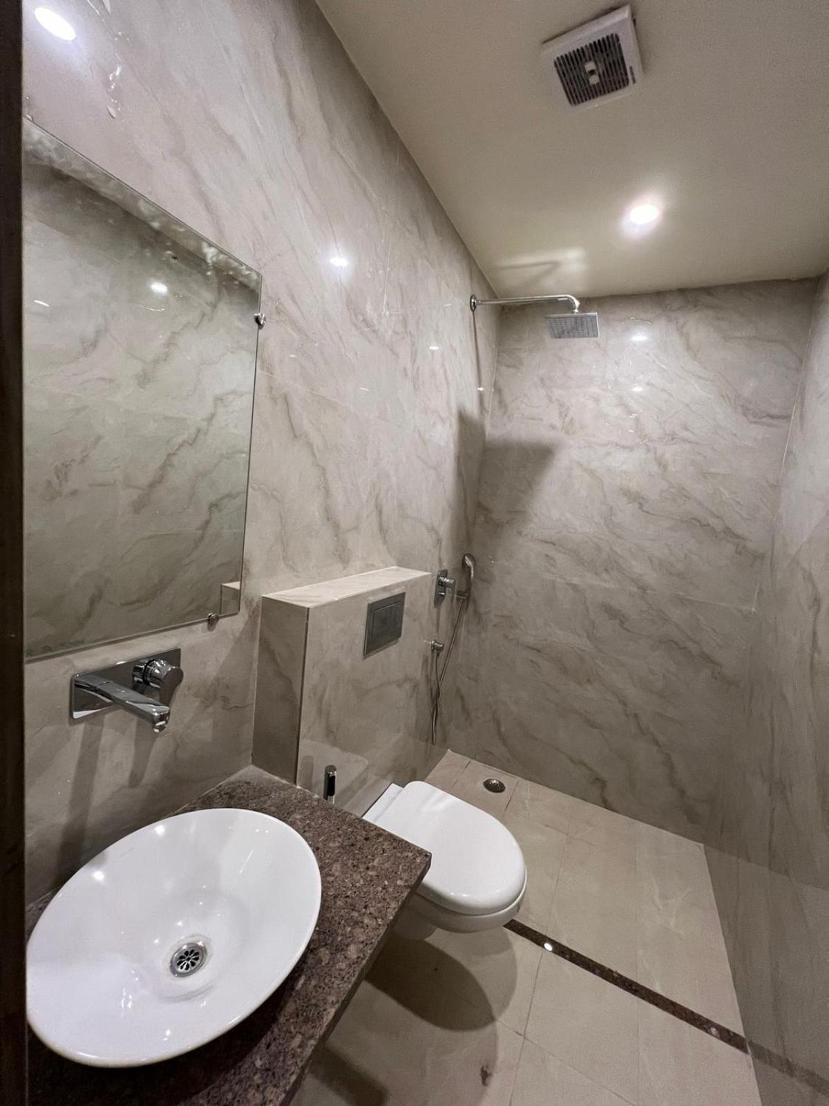 Hotel Aqua Vibes Rishīkesh 外观 照片